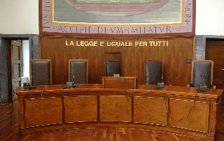 Ortona, trasforma la taverna in un museo della Seconda guerra mondiale: arrestato